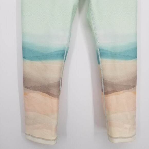 3/$25 Calia Capri Leggings XS Mid Rise Athletic Workout Ombre Mint Green Tan - Picture 8 of 11